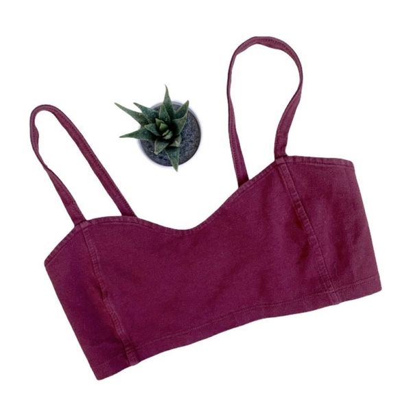 Brandy
Melville | Maroon Open Back Crop Top - Picture 1 of 4